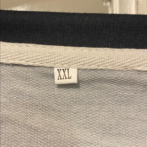 Size XXL Top unisex New With Out Tags - Picture 2 of 3